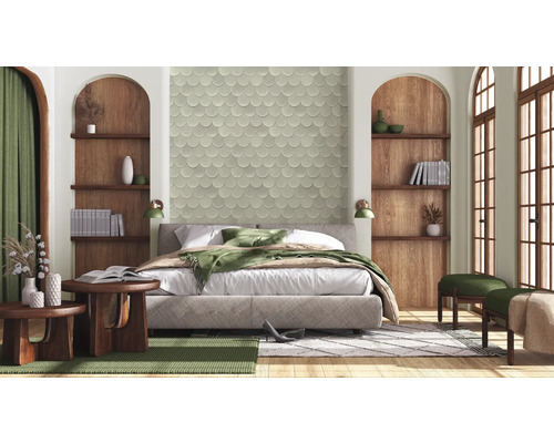 Lichte slaapkamer met bed, houten rekken, ramen en decoratieve elementen.
