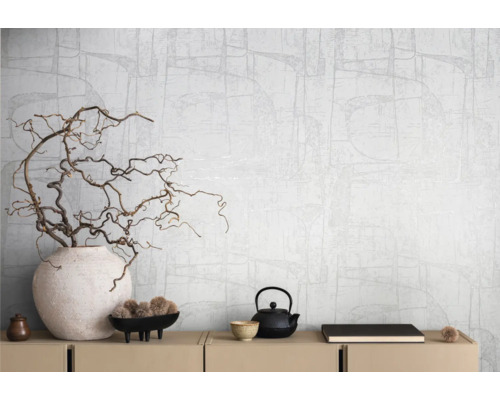 Scene met patroonbehang, decoraties en dressoir voor interieurontwerp.