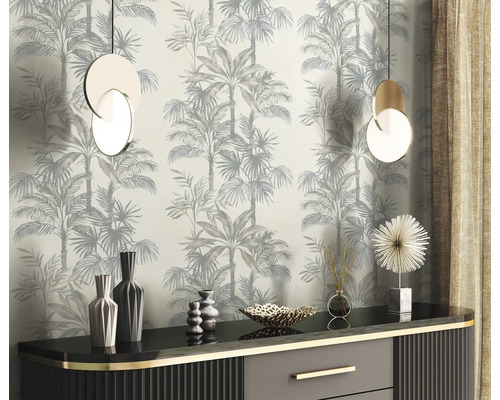 Decoratief interieur met behang, dressoir en hanglampen