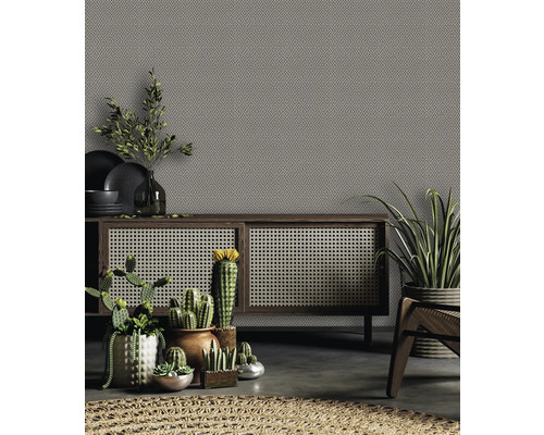 Decoratief behang met geometrisch patroon in de woonkamer