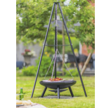 Driepoot barbecue in de tuin