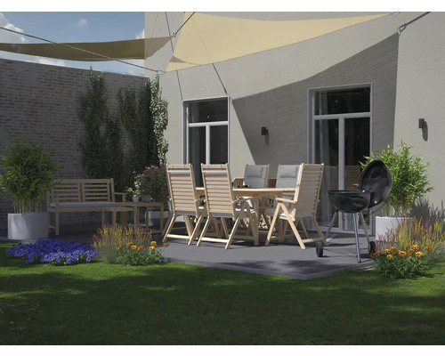 Buitenkant met tuintafel, stoelen, barbecue en zonnescherm