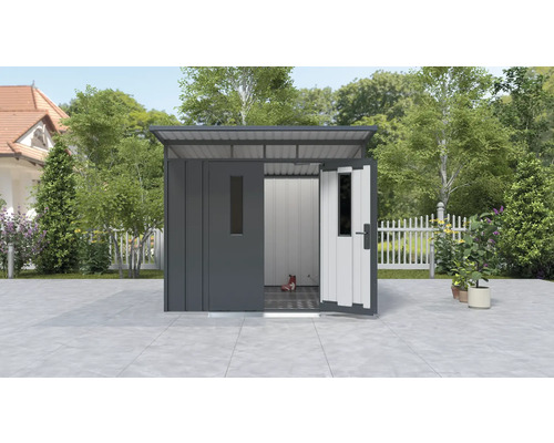 Metalen tuinhuis met open deur in de tuin