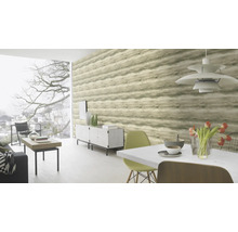 Moderne woonkamer met gemusterd behang, eettafel, stoelen en groot raam