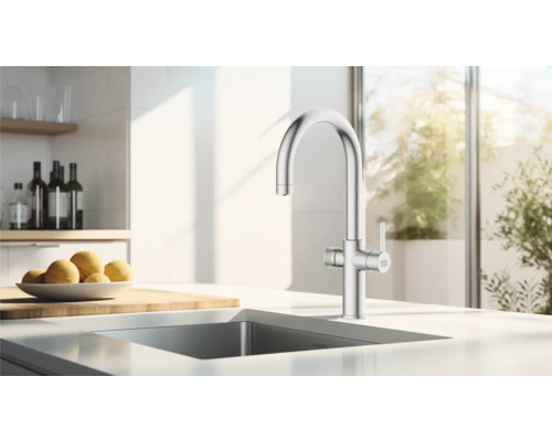 Keukenscène met spoelbak en kraan in een licht ontwerp.