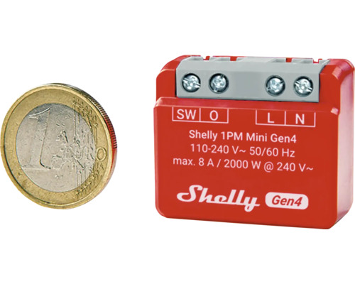 Shelly 1PM Mini Gen4 wifi-schakelaar met euromunt ter vergelijking van de grootte