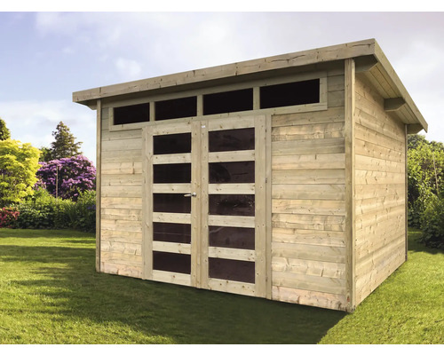 Houten tuinhuis met ramen en dubbele deur op gazon