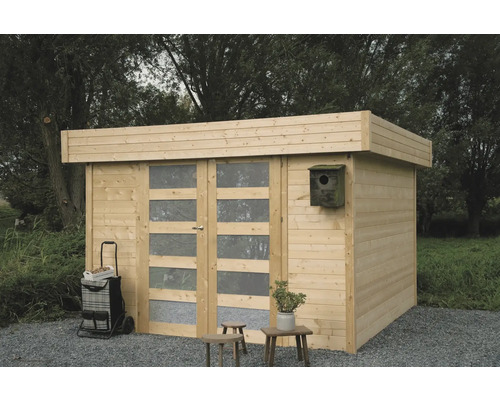 Houten tuinhuis met dubbele deur, vogelhuisje en decoratie buitenshuis