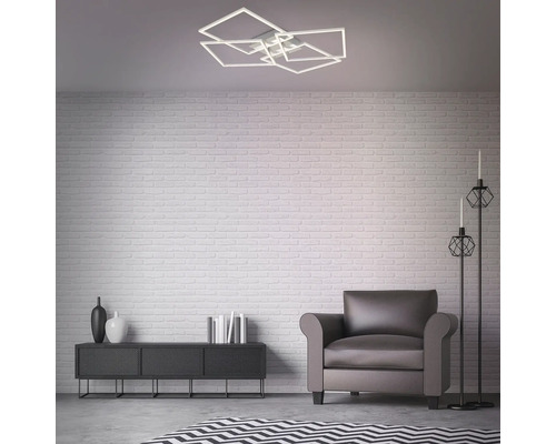 Woonkamer met moderne plafondlamp met vierkante vormen