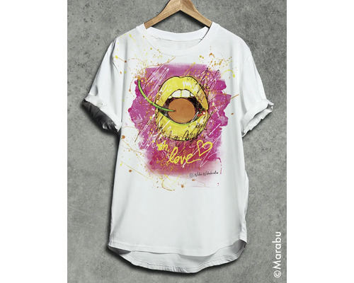 Wit T-shirt met mondmotief op een kledinghanger