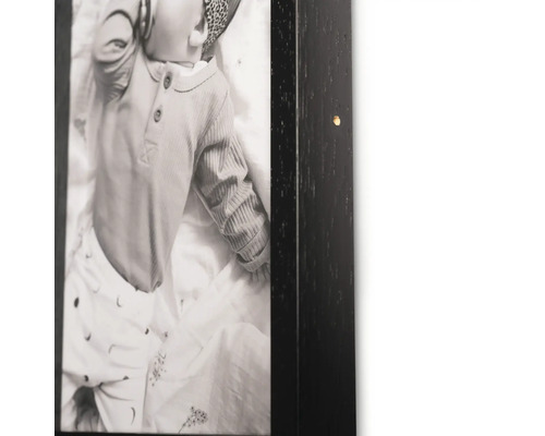 Zwarte fotolijst met foto