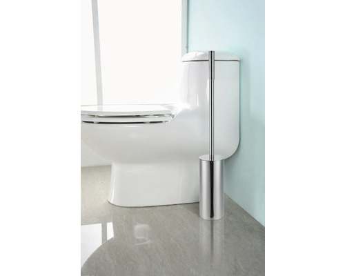 Wit toilet met roestvrijstalen toiletborstel