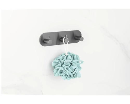 Wandgarderobe met drie haken en badspons