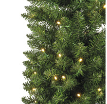 Detailopname van een kunstkerstboom met ledverlichting.