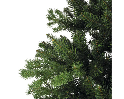 Detailopname van een kunstkerstboom met groene naalden