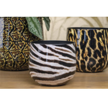 Decoratieve bloempotten met dierenprint