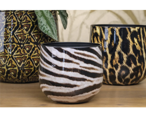 Decoratieve bloempotten met dierenprint