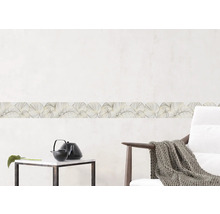 Woonkamer met border met bladerpatroon