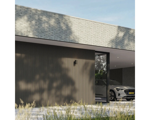 Moderne carport met houten bekleding en geparkeerde auto