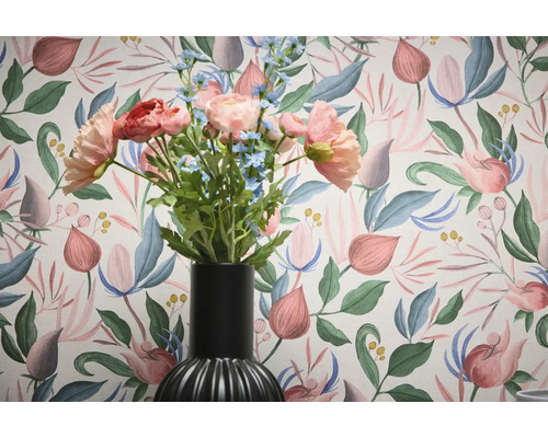 Bloemenbehang met boeket in een zwarte vaas