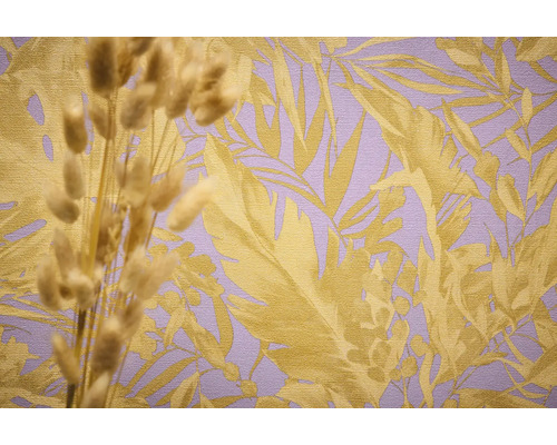 Close-up van een behang met bladerenmotief