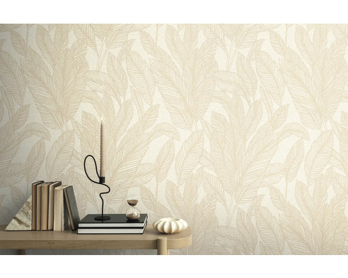 Close-up van een wand met behang met bladmotief