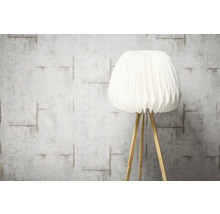 Vloerlamp met lampenkap en houten poten