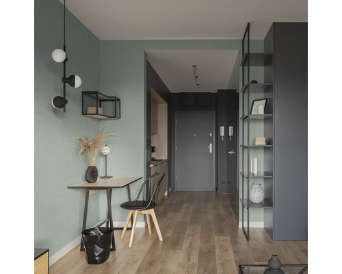 Inrichtingsidee voor een hal met tafel, stoel en rek