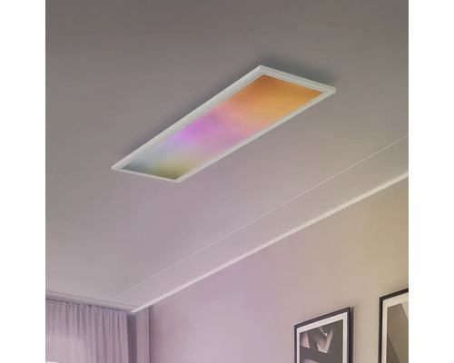 Rechthoekige plafondlamp in de woonkamer