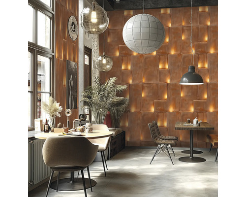 Restaurantinterieur met tafels, stoelen en decoratieve verlichting op de muren