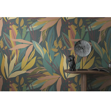 Decoratief behang met plantmotieven in interieur