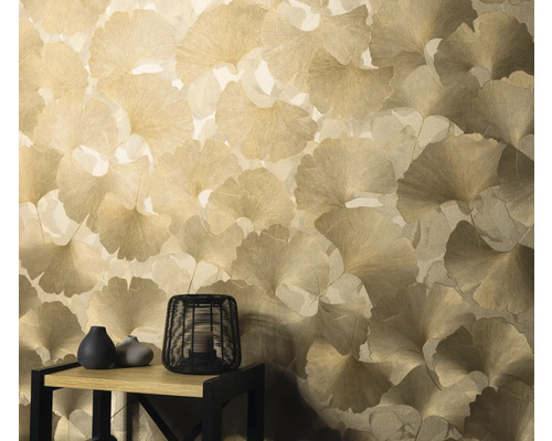 Wanddecoratie met bladmotief en decoratie