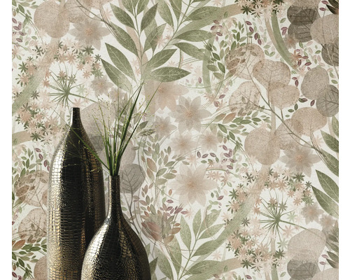 Decoratief behang met bloem- en plantmotieven in verschillende tinten.