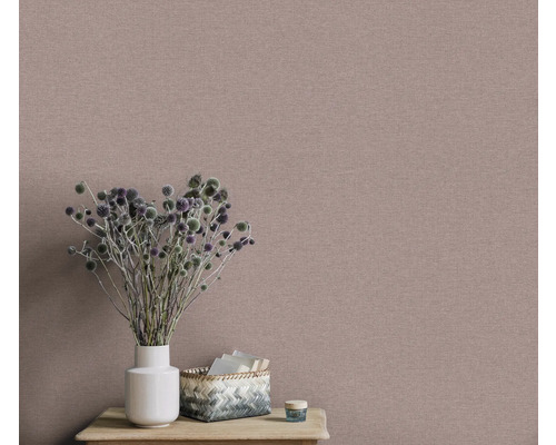 Decoratief kamerbehang met textielstructuur in de woonkamer