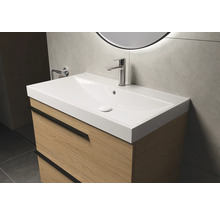 Wastafelonderkast met wastafel in de badkamer