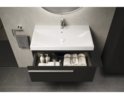 Wastafelmeubel met open lade in badkamer