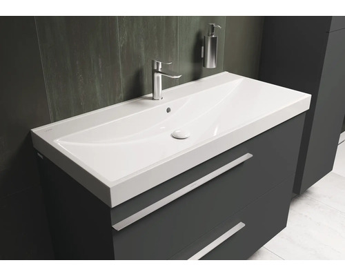 Wastafelcombinatie met wastafel, kraan en zeepdispenser