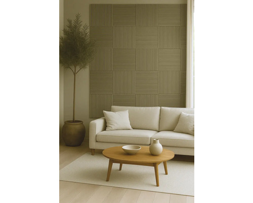 Wandtegel akoestisch Strips vilt Bamboe vierkant 60x60 cm Woonkamer met bank, houten tafel, kamerplant en akoestische panelen aan de muur