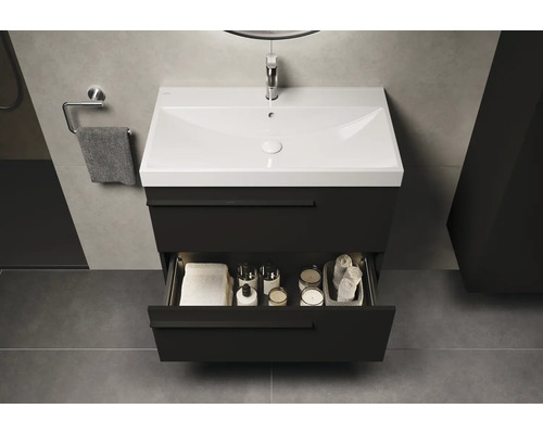 Wastafelonderkast met open lade in badkamer