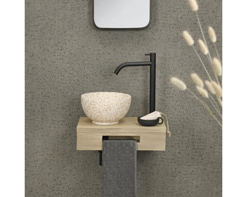 Badkamer wastafel met opzetwastafel, kraan en handdoek