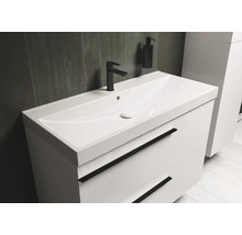 Wastafelonderkast met wastafel, kraan en zeepdispenser