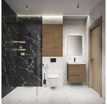 Moderne badkamer met douche, toilet, wastafel en spiegelkast