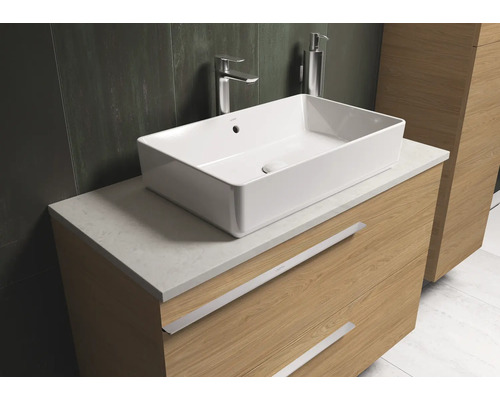 Wastafelonderkast met opzetwastafel in badkamer