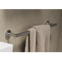 Metalen handdoekhouder met handdoek