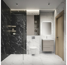 Moderne badkamer met douche, toilet, wastafelonderkast en spiegel