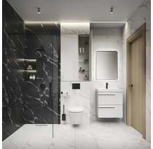 Moderne badkamer met douche, toilet, wastafel en spiegelkast