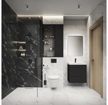 Moderne badkamer met douche, toilet, wastafel en spiegelkast.