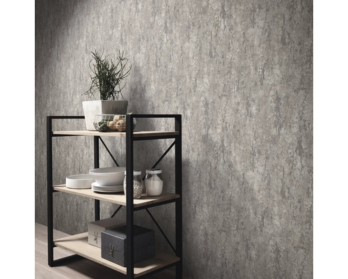 Wanddecoratie met grijs structuurbehang en rek