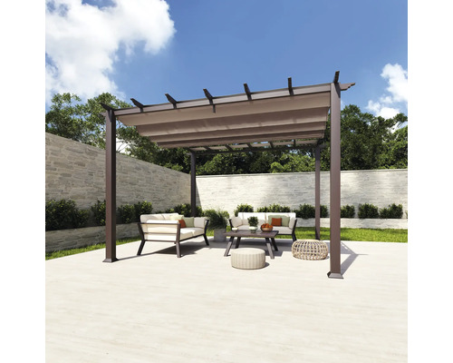 Terras met pergola, zithoek en decoratieve elementen voor buiten
