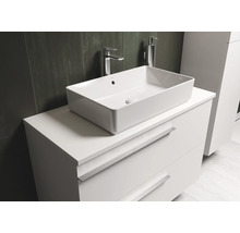 Wastafelmeubel met opzetwastafel en lades in een moderne badkamer